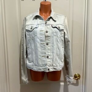 LEVI’S Bleached Denim Trucker Jacket Embroidered Sleeves Y XL Fits S Small Adult